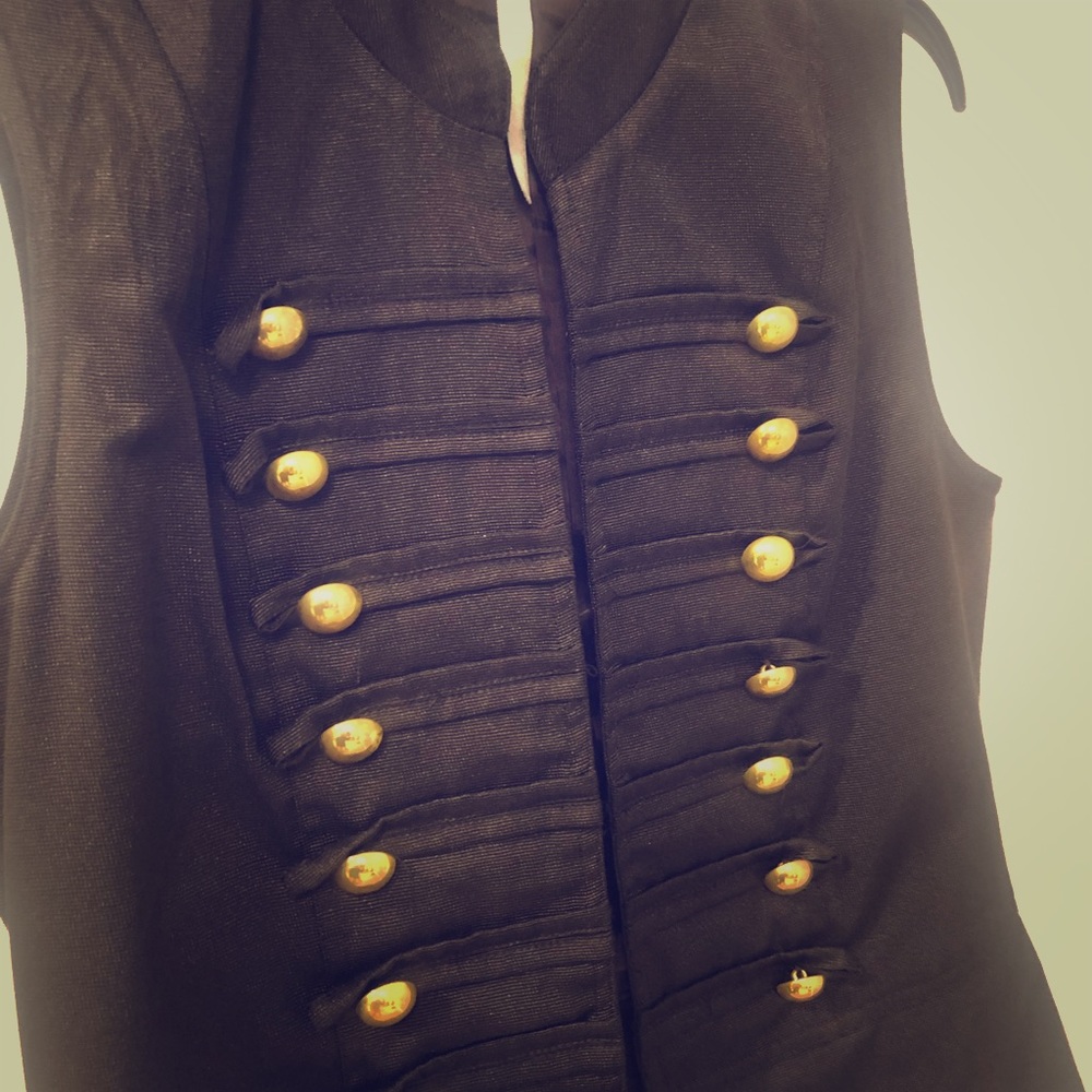 Vest statement piece!!